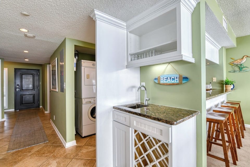 One Ocean Place 201