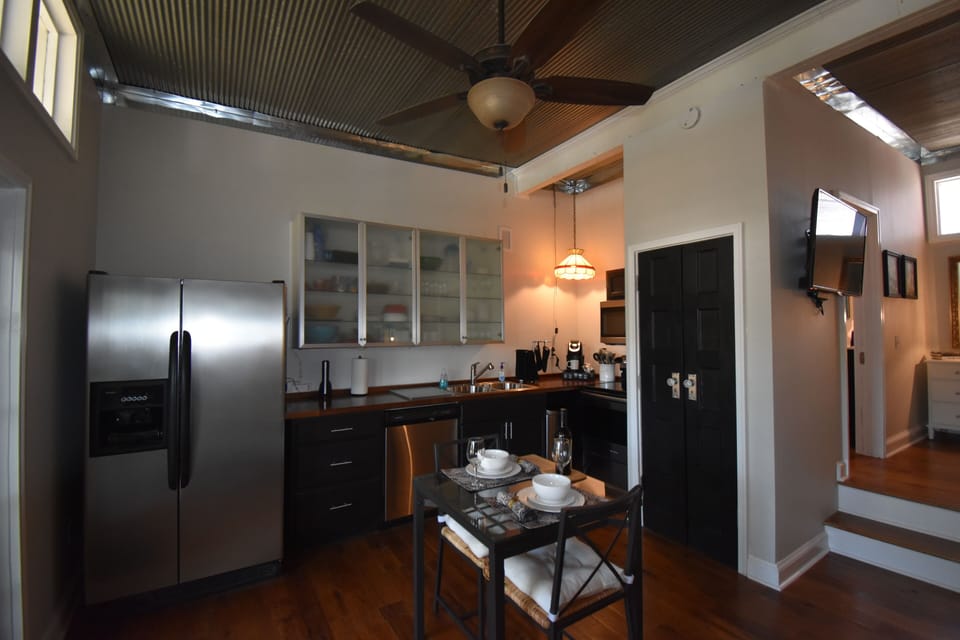 Kitchen area and dining table
