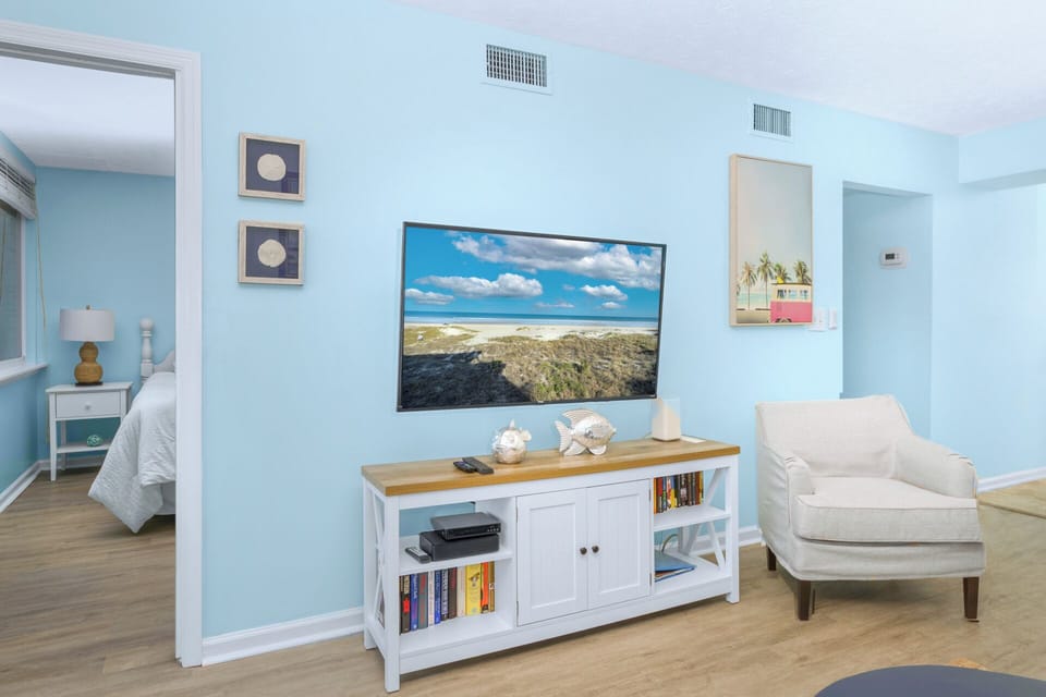 Living room with super fast Internet!