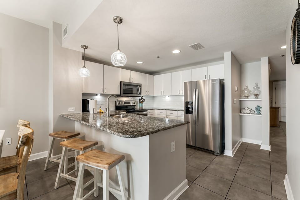 Extra seating on kitchen counter