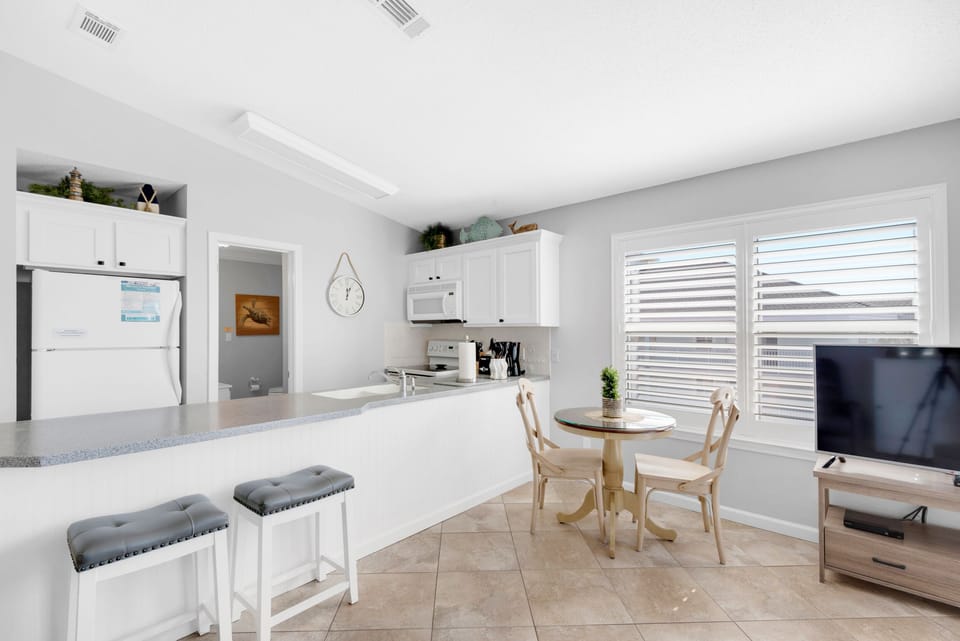 Dining table plus eat-in bar