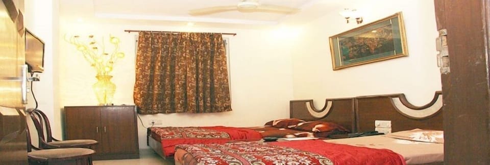 Rollaway beds, free wired internet