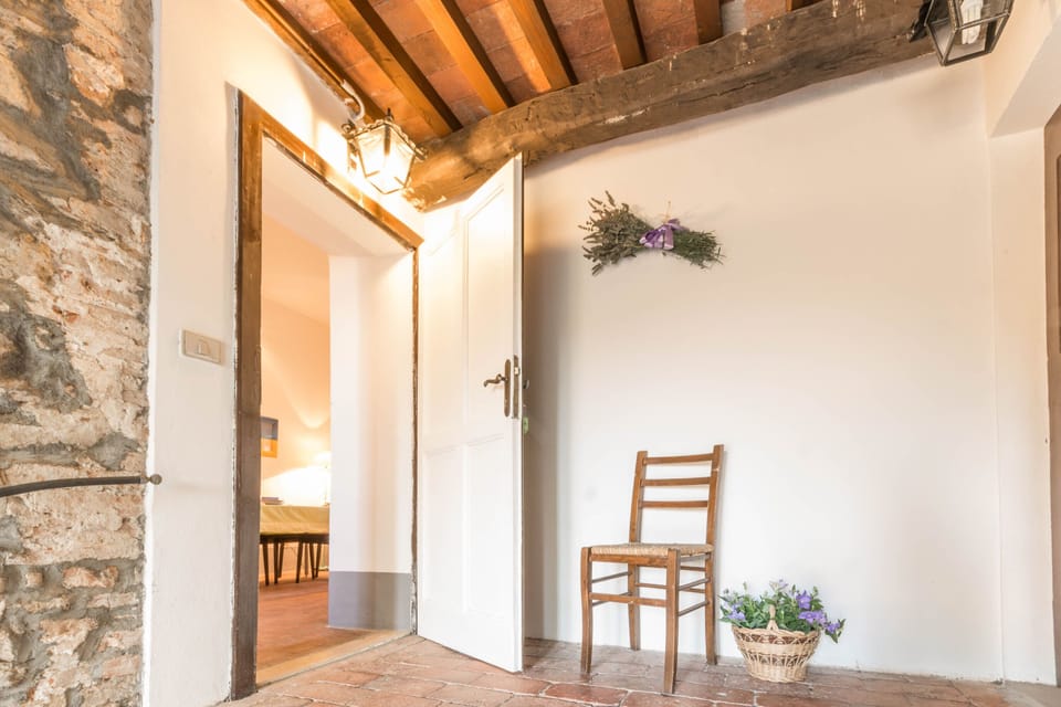 Superior Duplex, 2 Bedrooms, Pool Access, Tower | Living area | 45-inch flat-screen TV with digital channels, TV