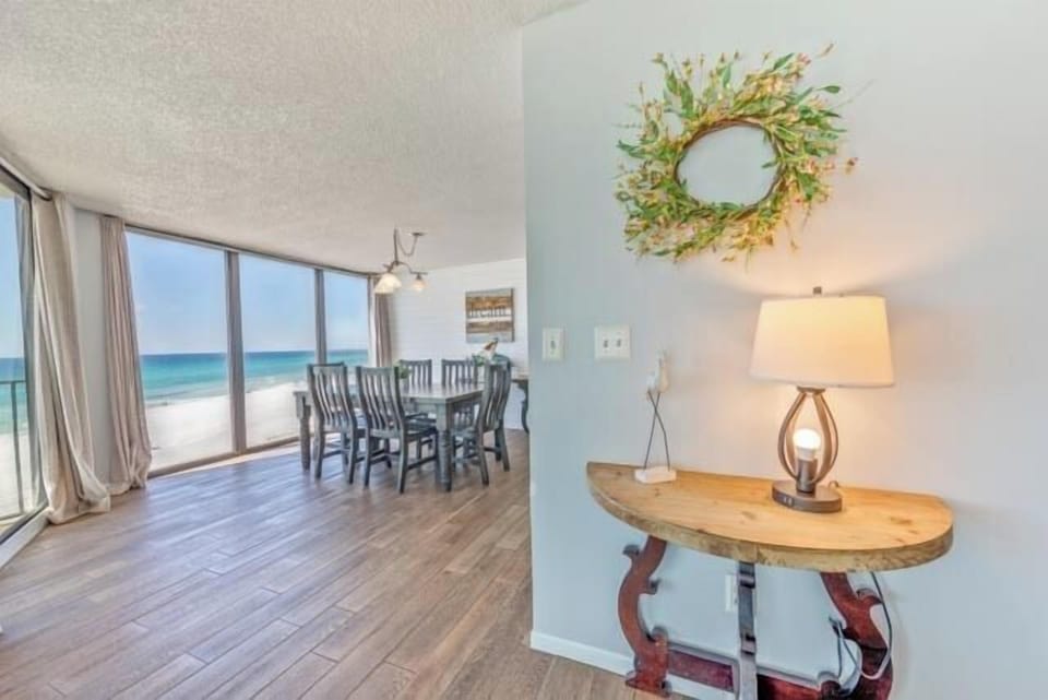 Beautiful Gulf Front Condo
