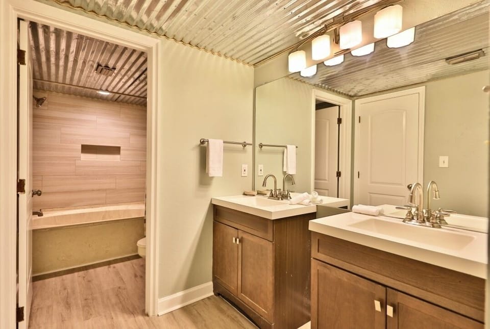 Master bathroom.