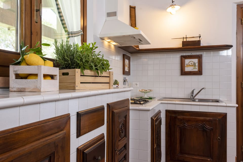 Apartment, 2 Bedrooms | Private kitchen | Fridge