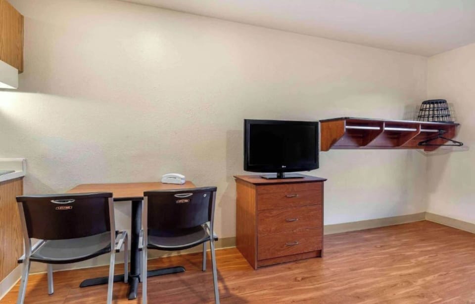 Desk, laptop workspace, iron/ironing board (on request), WiFi (free)
