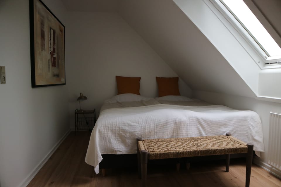 Triple Room, Shared Bathroom | Iron/ironing board, free WiFi, bed sheets