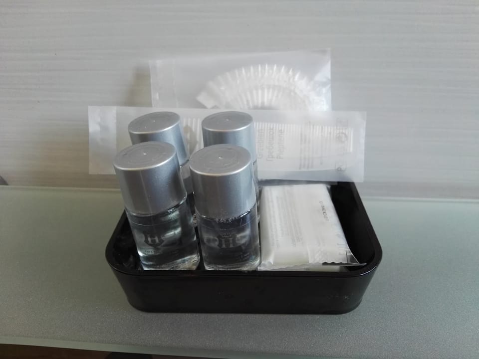 Shower, deep soaking tub, free toiletries, hair dryer