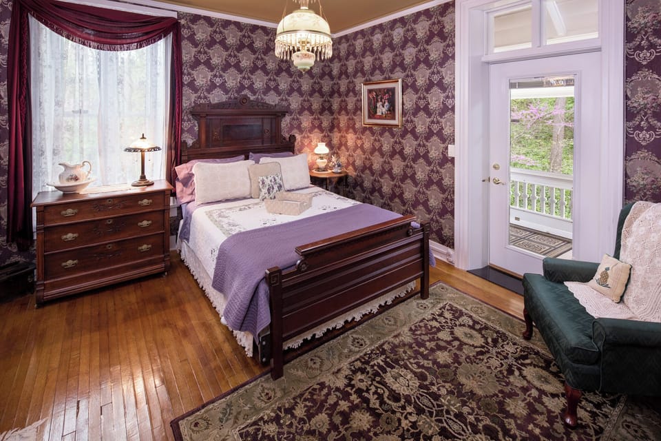 Single Room (Bess) | Iron/ironing board, free WiFi, bed sheets