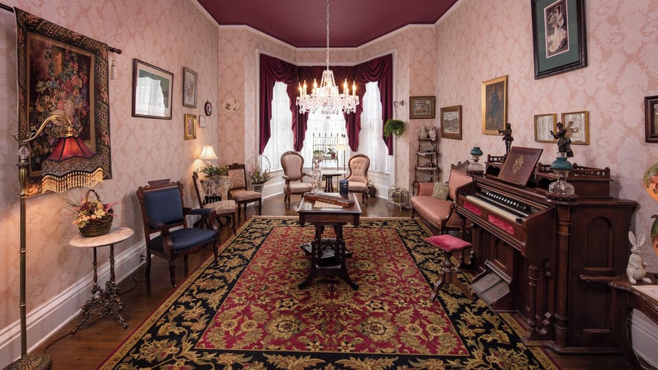 The Steamboat House Bed & Breakfast Bed and Breakfast in Galena