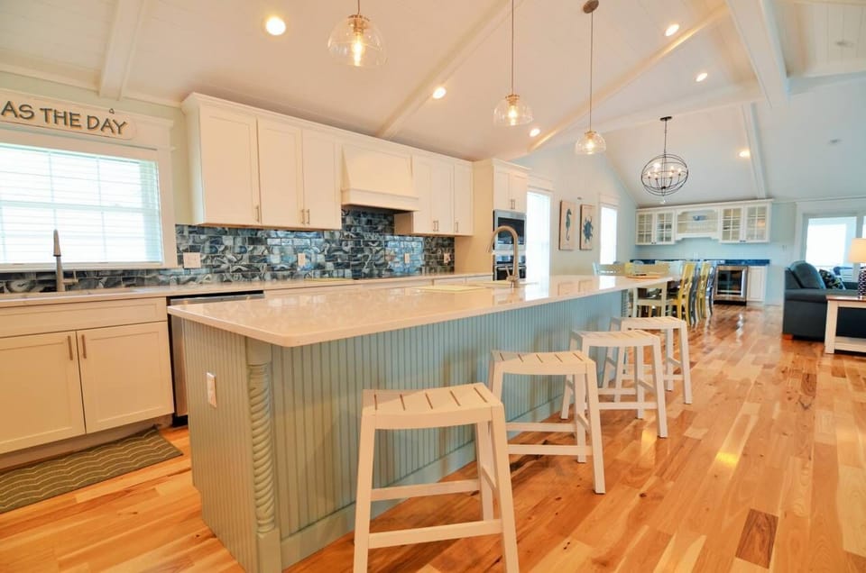 11-Another View of Kitchen