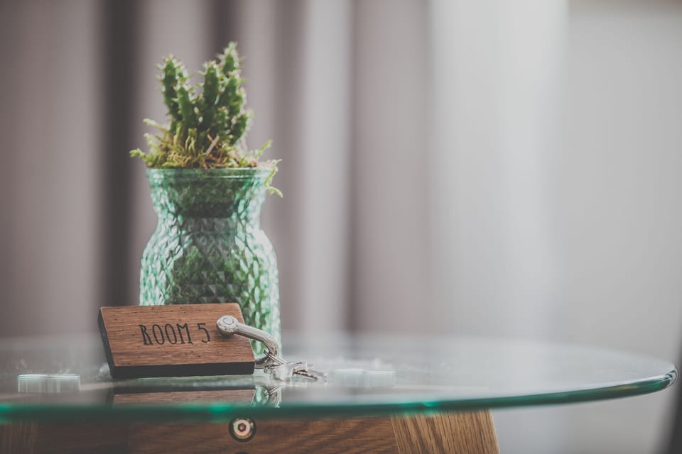 Standard Triple Room, 2 Twin Beds, Shared Bathroom | Individually decorated, individually furnished, blackout drapes