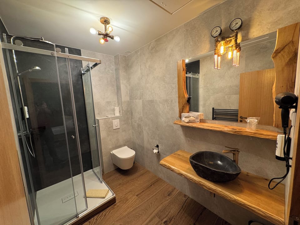 Free toiletries, hair dryer, towels