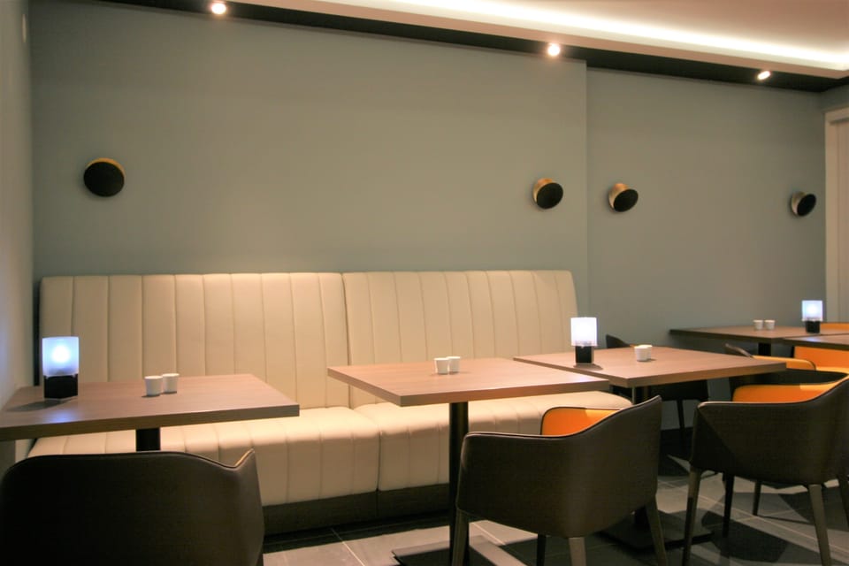 Daily buffet breakfast (EUR 24.90 per person)