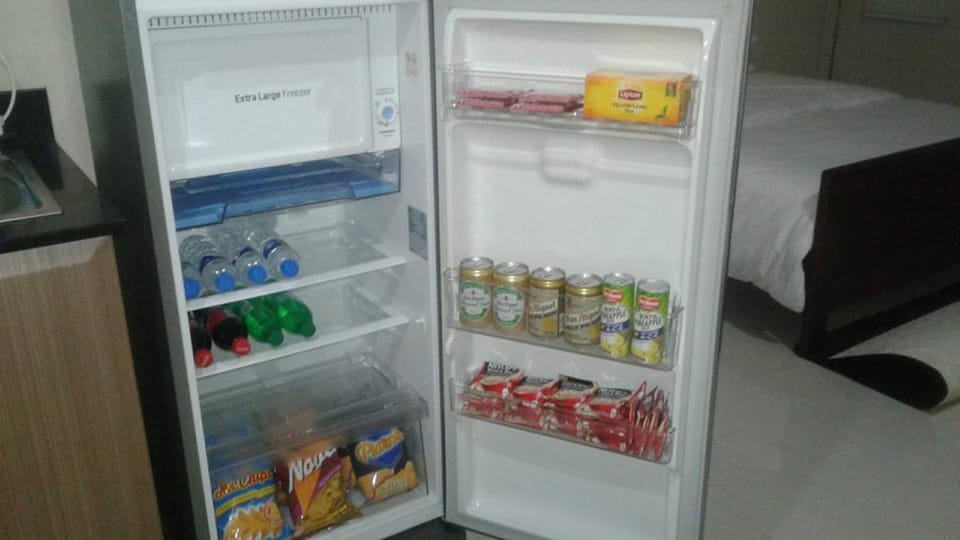 Studio | Private kitchen | Full-size fridge, microwave, oven, stovetop