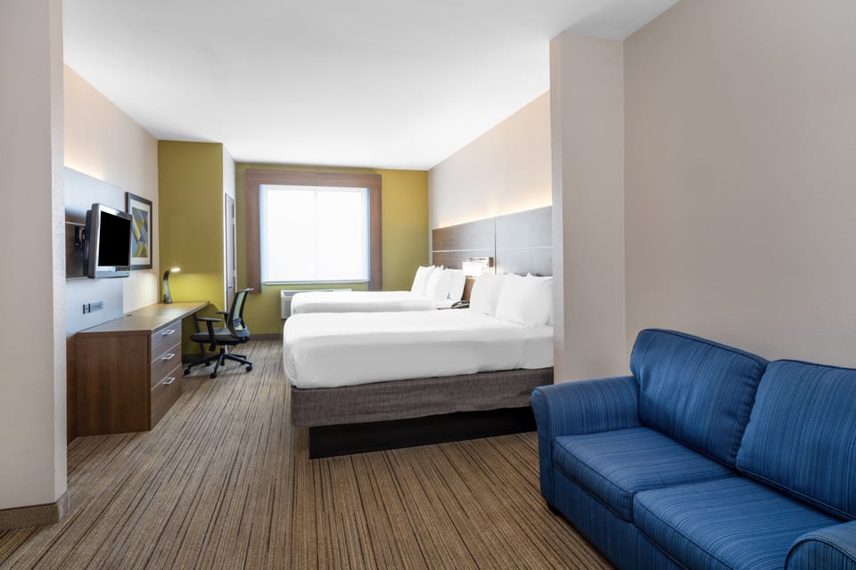 In-room safe, desk, iron/ironing board, WiFi (free)