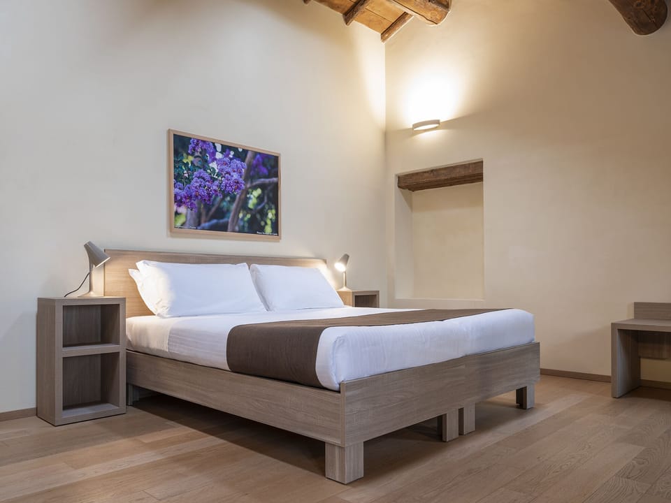 Triple Room | Minibar, in-room safe, desk, soundproofing