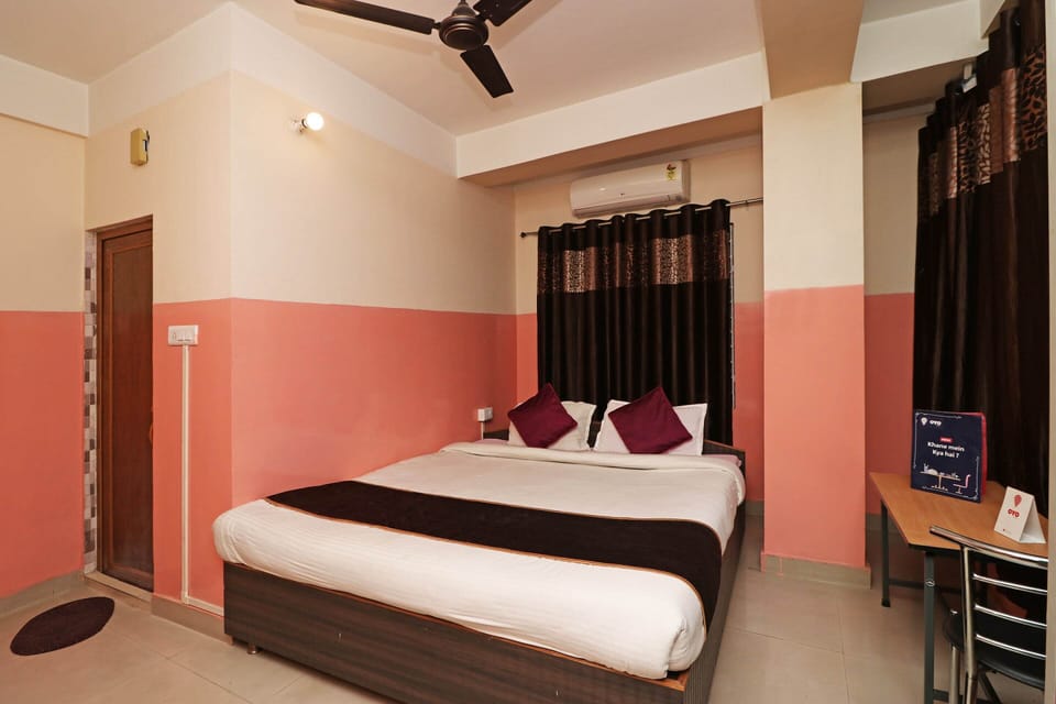 Standard Double Room | Free WiFi, bed sheets