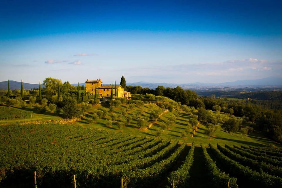 Charming Tuscany Villa with magical Garden, shared pool,  Chianti Area  Villa in Tuscany
