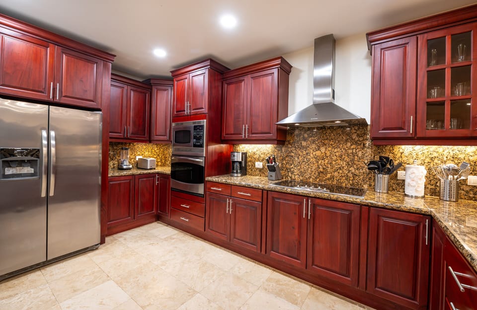 Gourmet kitchen 