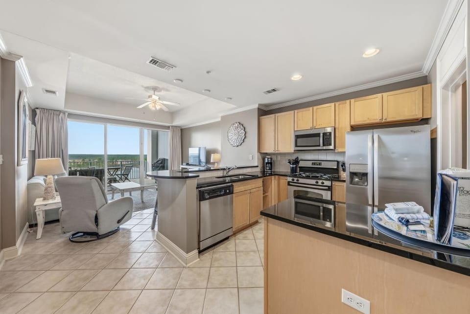 Wharf 615 Kitchen