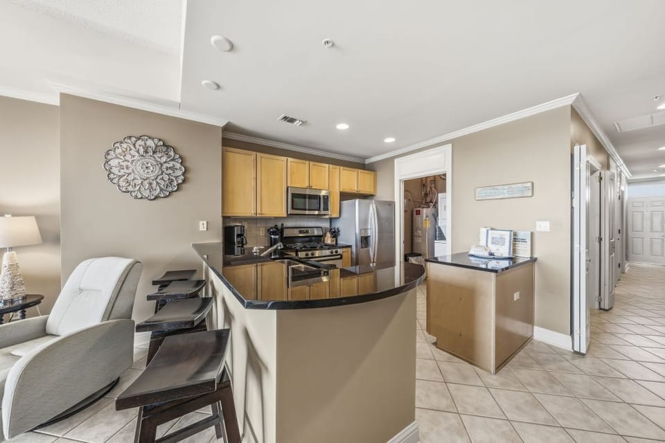 Wharf 615 Kitchen