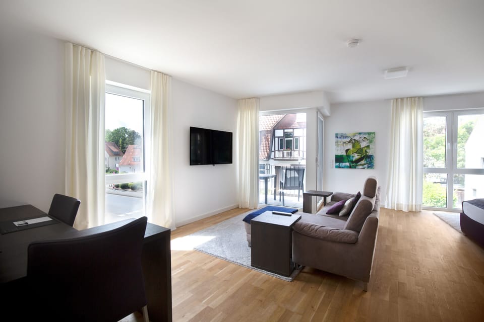 Studio, Balcony | 1 bedroom, minibar, in-room safe, desk