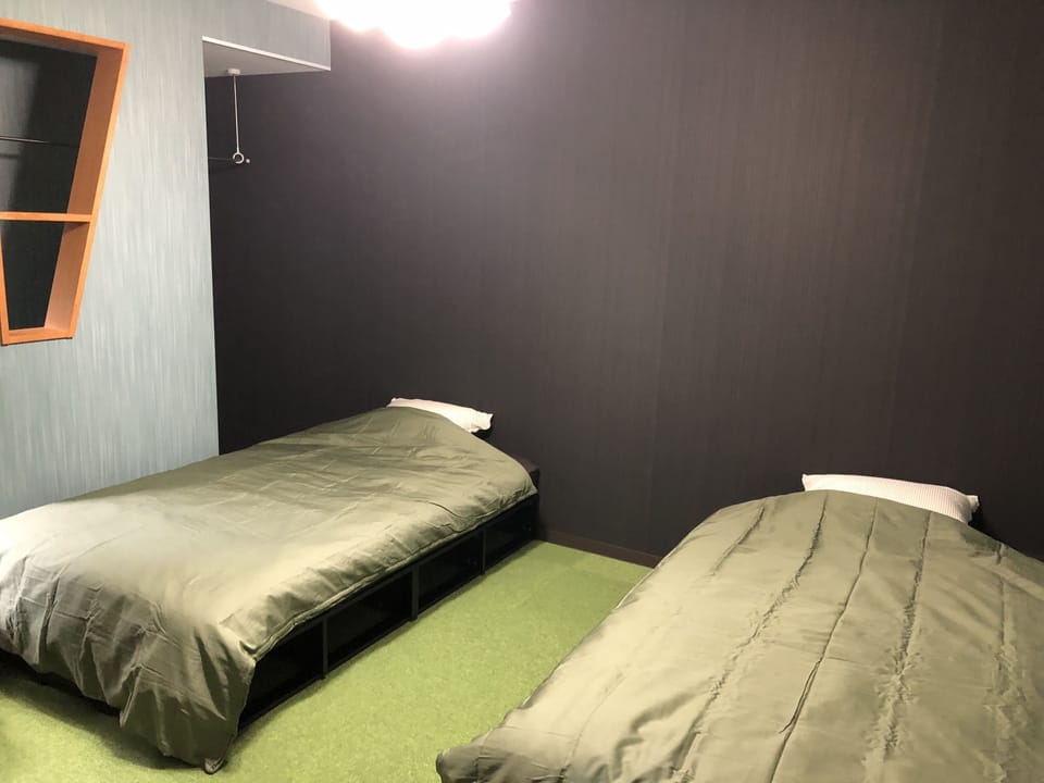 Deluxe Double or Twin Room, 2 Bedrooms, Non Smoking, Mountain View | Free WiFi, bed sheets