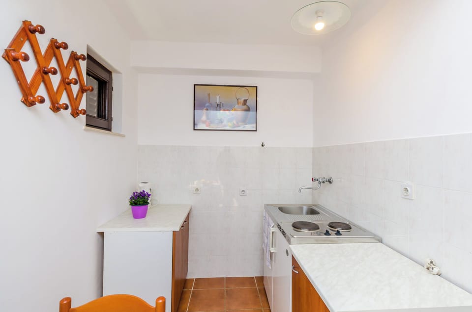 Studio (Apartments & Rooms Mihajica- Comfort ) | Private kitchenette | Fridge, electric kettle