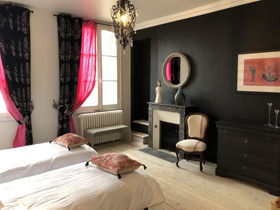 Traditional House, Ensuite, Garden View