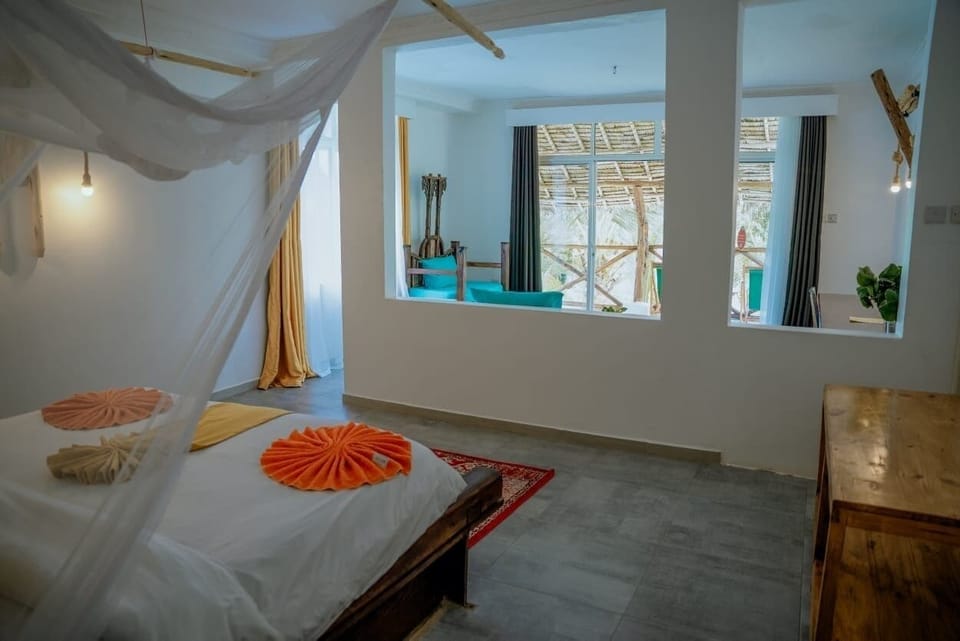 Premium bedding, pillowtop beds, in-room safe, desk