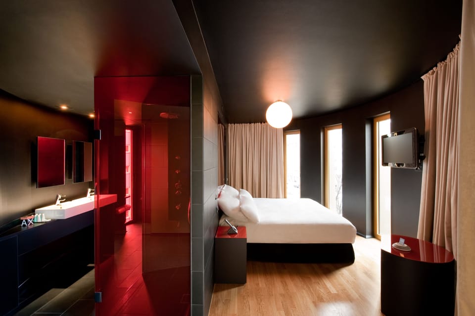 In-room safe, blackout drapes, soundproofing, free WiFi