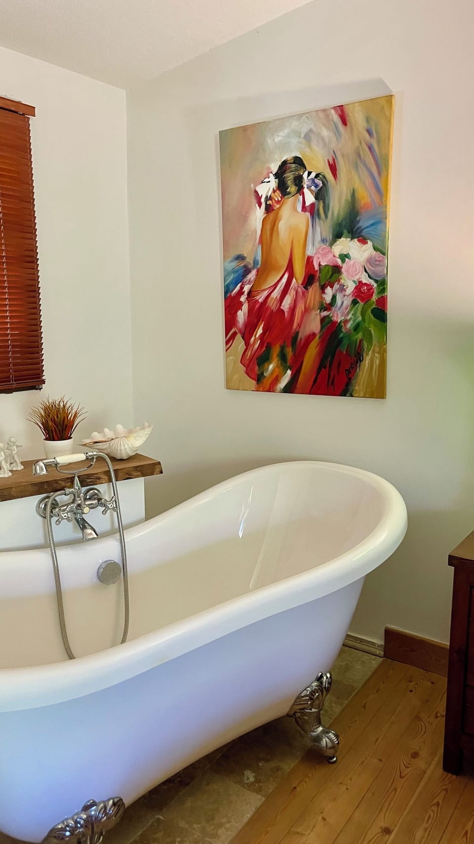 Shower, free toiletries, hair dryer, slippers