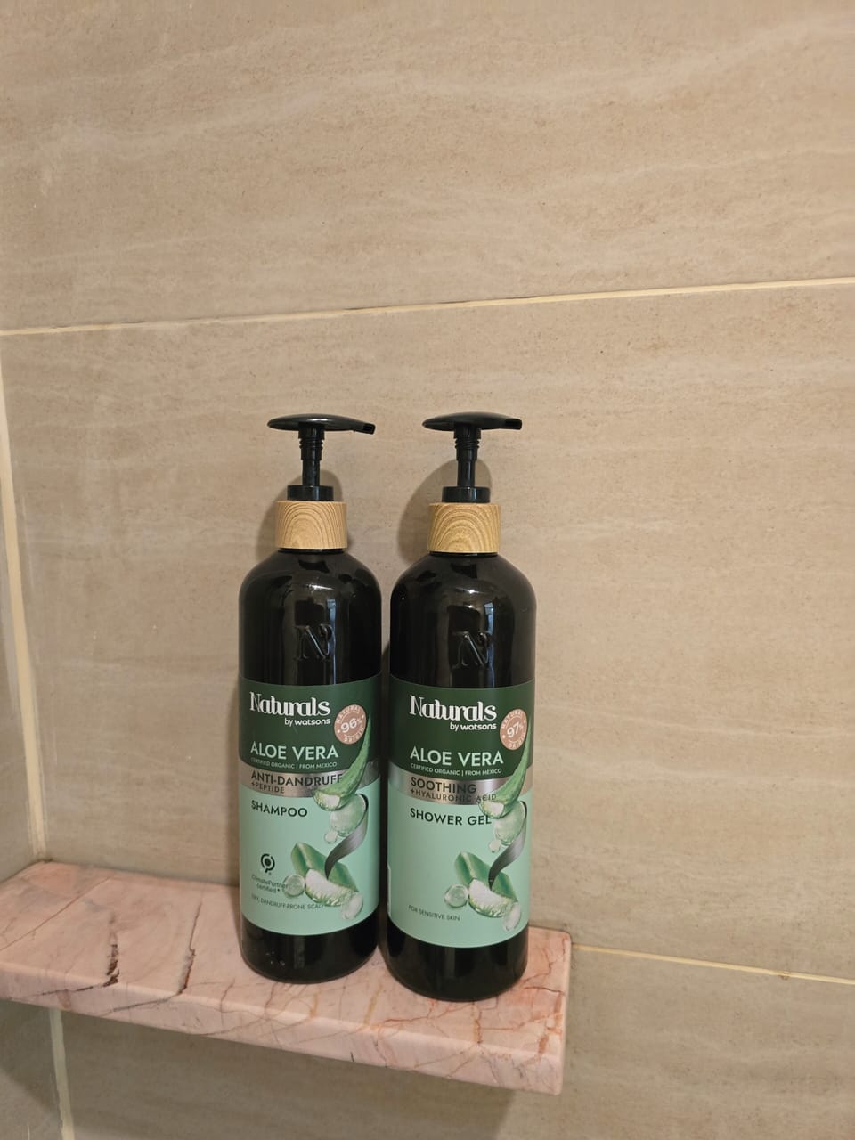 Comfort Villa | Bathroom | Shower, free toiletries, hair dryer, bidet