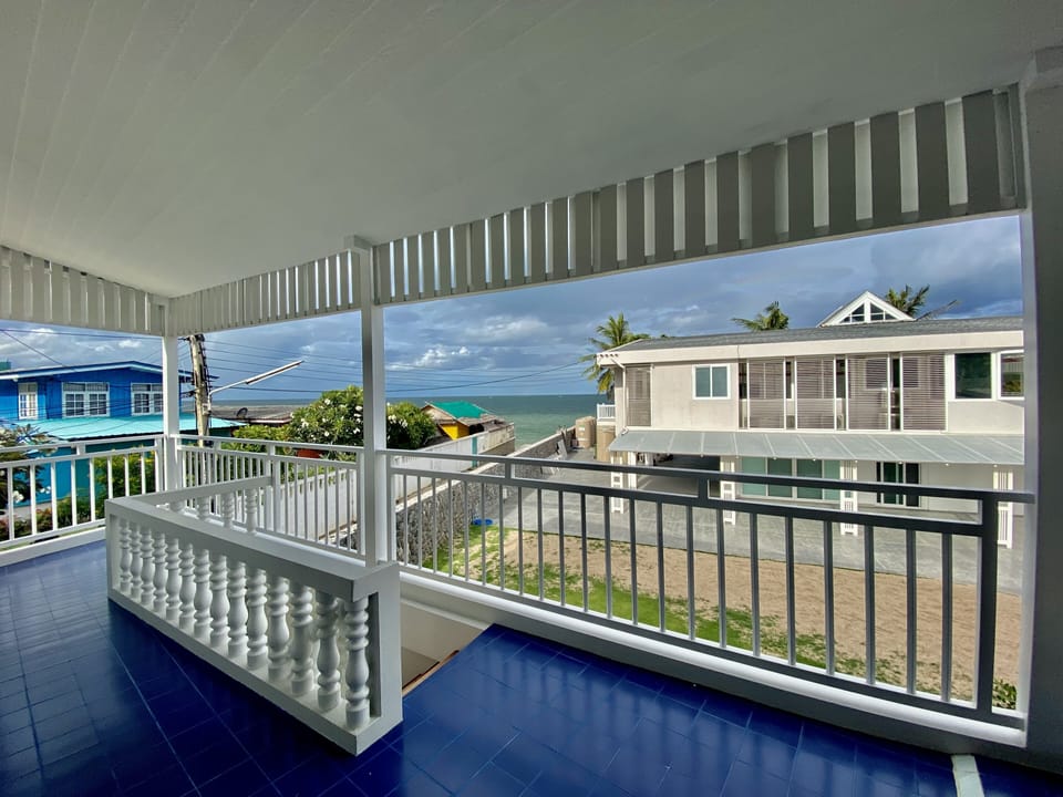 4-Bedroom House | Terrace/patio