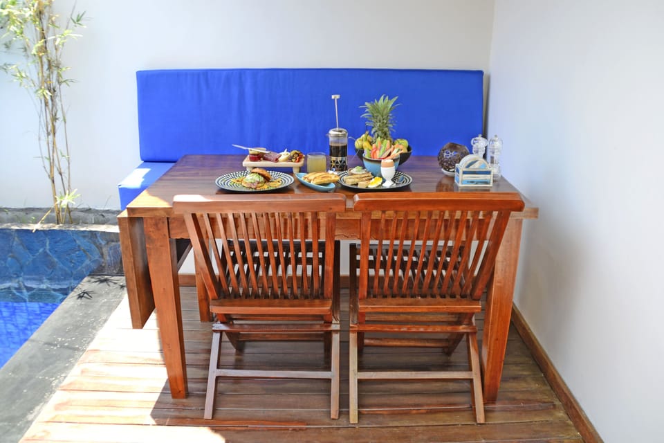 Honeymoon Villa, 1 Bedroom | In-room dining