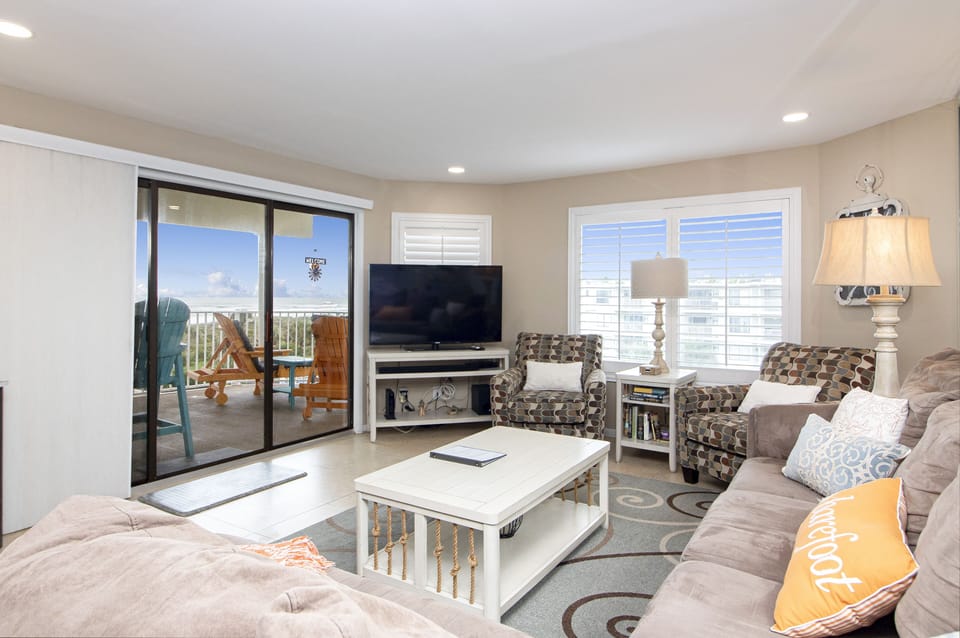 Living Room - View to Balcony