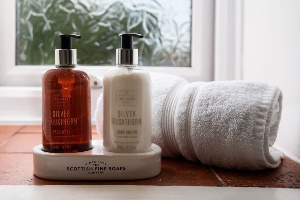 Bathroom amenities