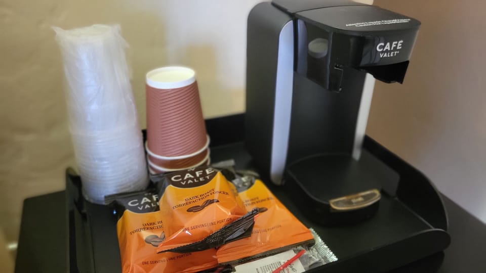 Family Suites | Coffee and/or coffee maker