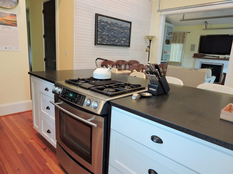Top of the line appliances and counter tops that give you plenty of space