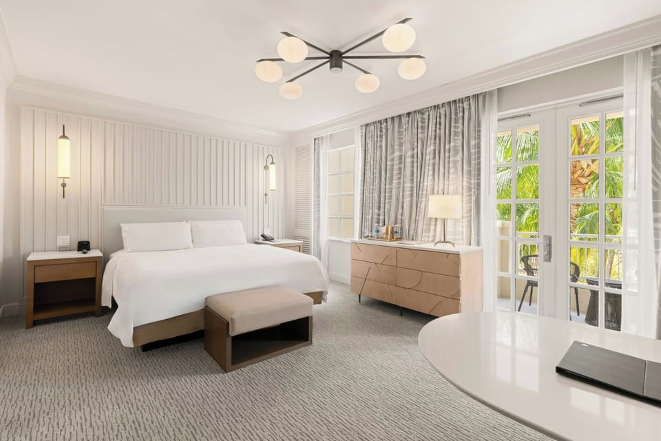 Room, 1 King Bed, Balcony, Resort View | Premium bedding, pillowtop beds, minibar, in-room safe