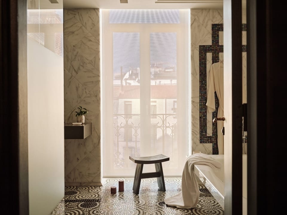 Egyptian cotton sheets, premium bedding, minibar, in-room safe
