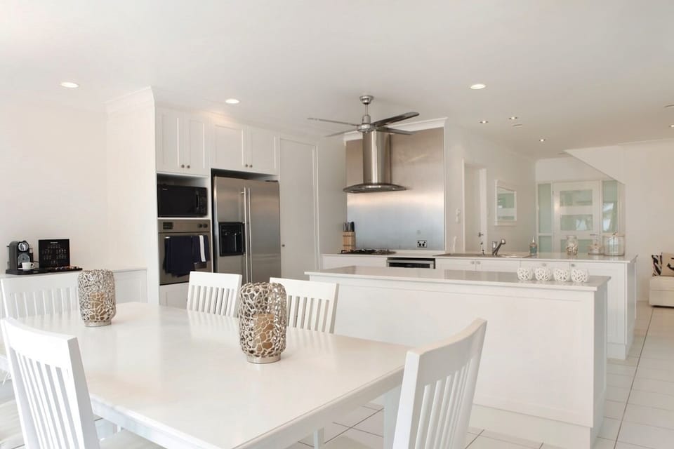 Contemporary Kitchen