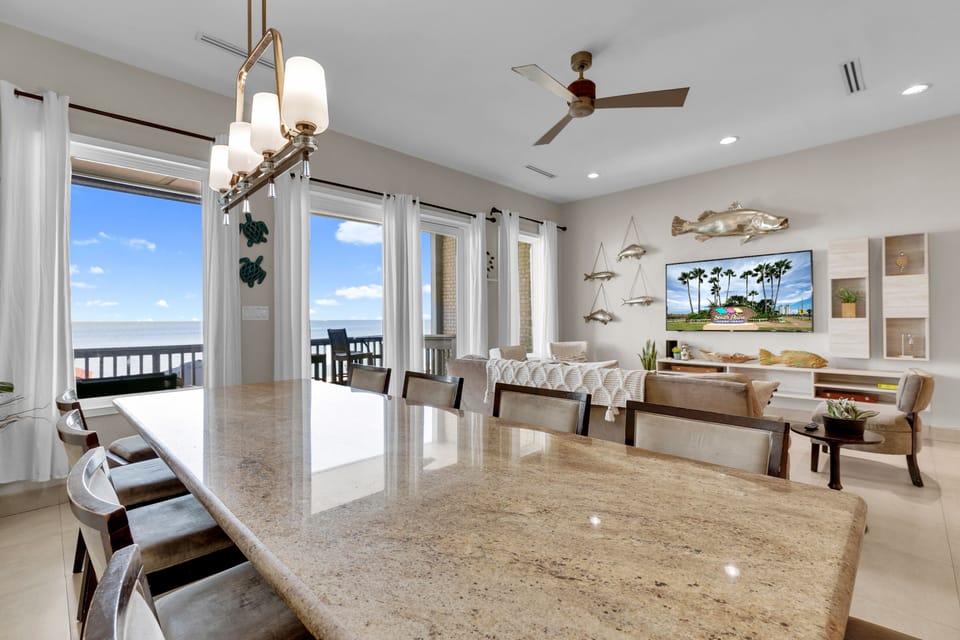 Dining & Living Area