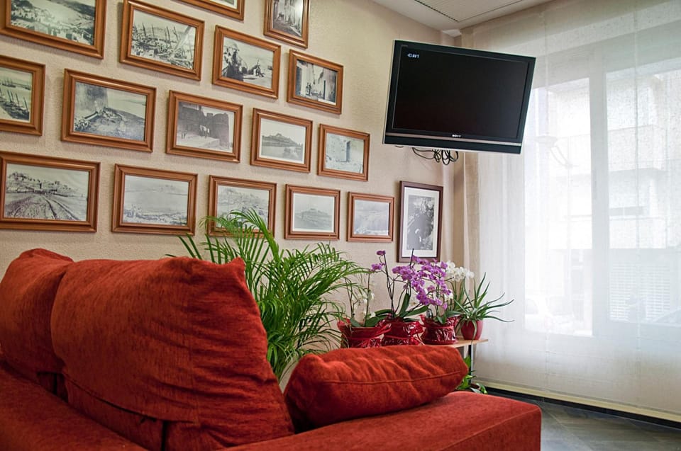 28-inch flat-screen TV with digital channels, TV