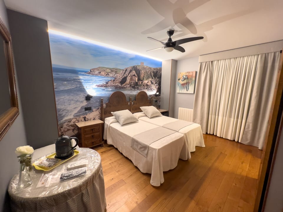 Double Room | Down comforters, in-room safe, individually decorated