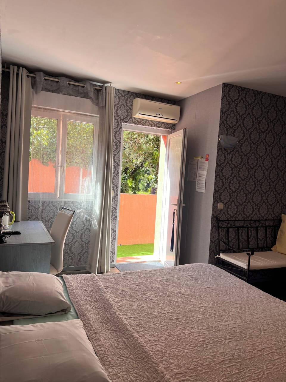Comfort Double Room | Individually decorated, individually furnished, desk, blackout drapes