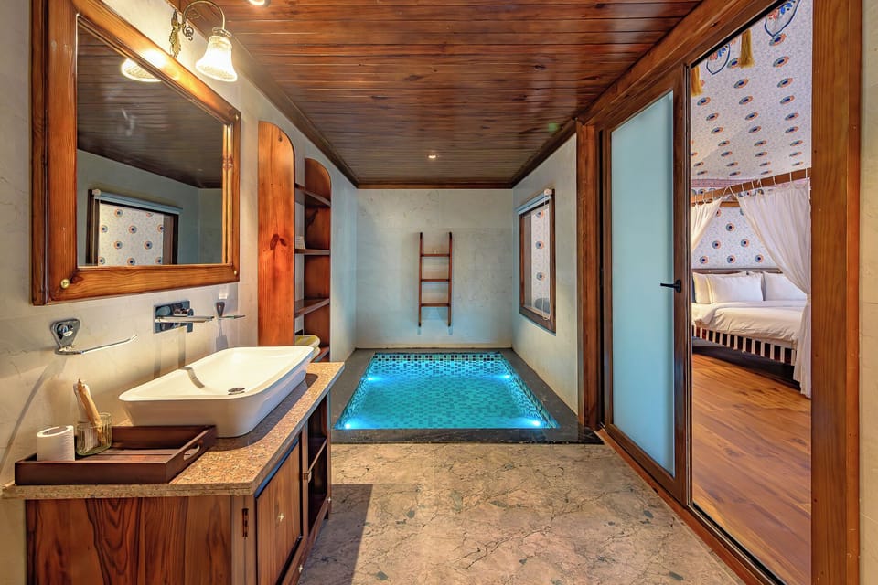 Sunrise Tent with Private Pool | Bathroom | Shower, free toiletries, hair dryer, bathrobes