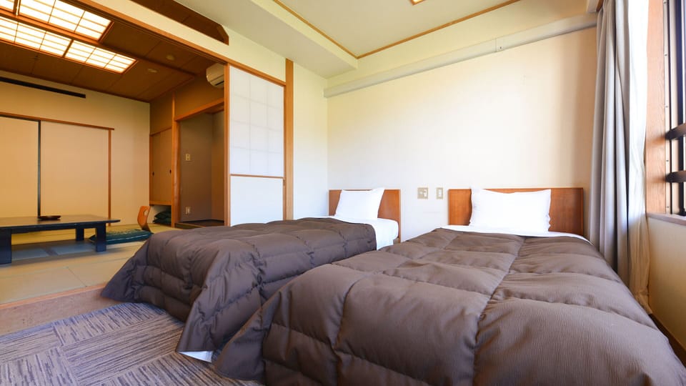 In-room safe, blackout drapes, bed sheets